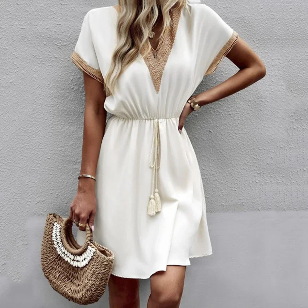 Dahlia Sweet Lace Midi Dress in White